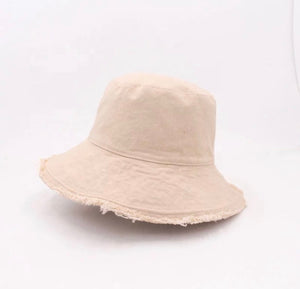 Large bucket hat